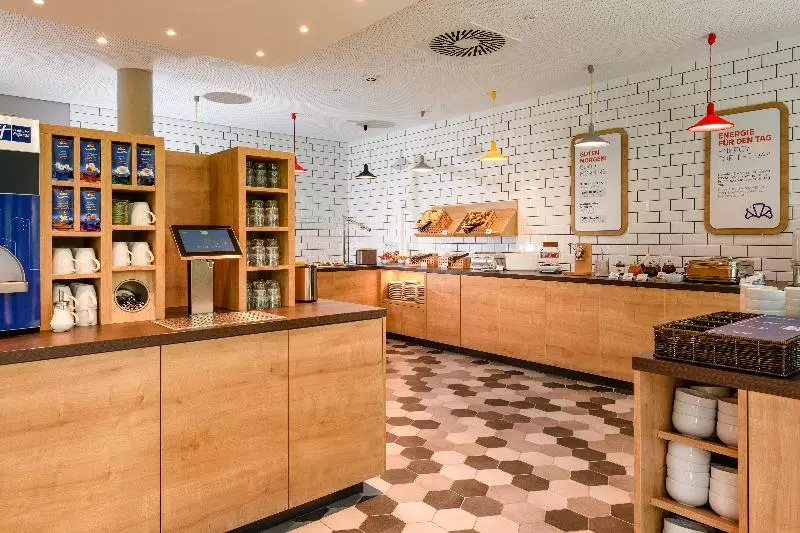 Hotelli Holiday Inn Express Göttingen, An Ihg