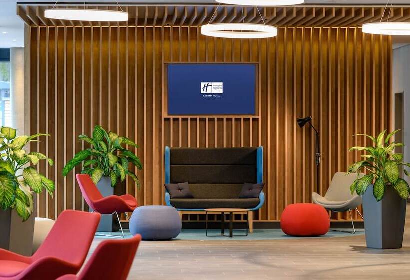 호텔 Holiday Inn Express Göttingen, An Ihg