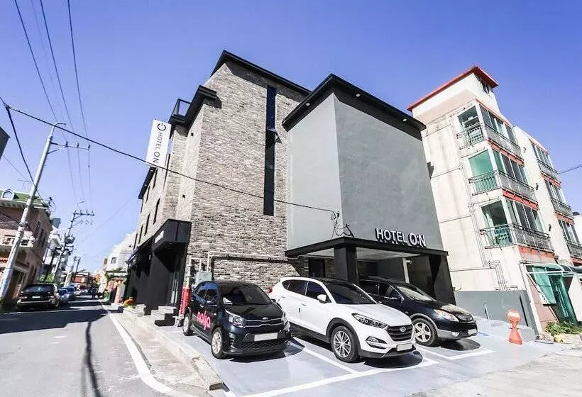 Hotelli On