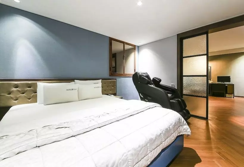 Hotelli Changwon  Play