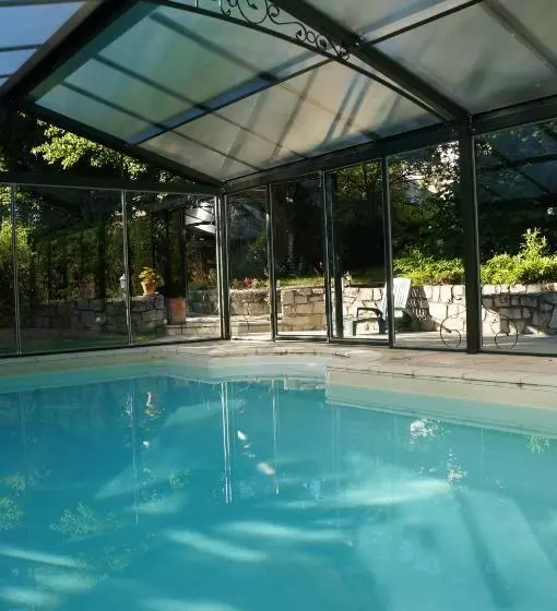 Aamiaismajoitus (B&B) La Maison Des Chartreux