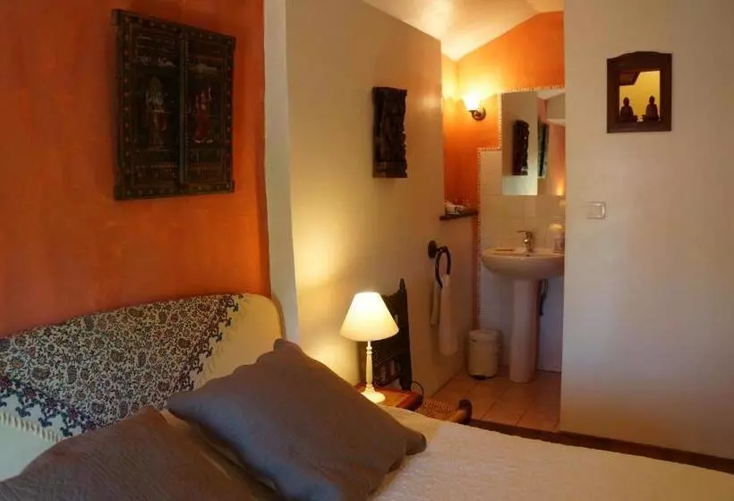 Aamiaismajoitus (B&B) La Maison Des Chartreux