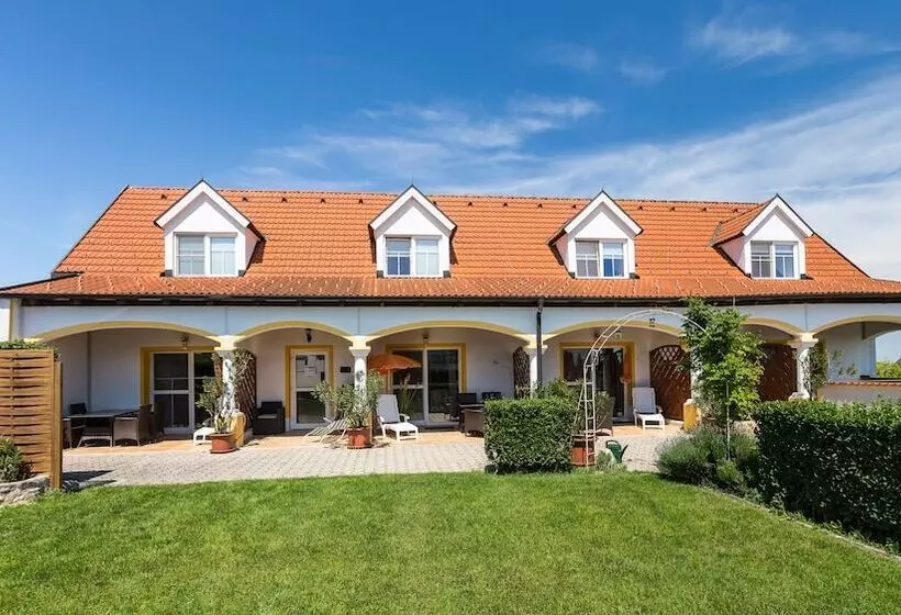 ホテル Appartementhaus Martina