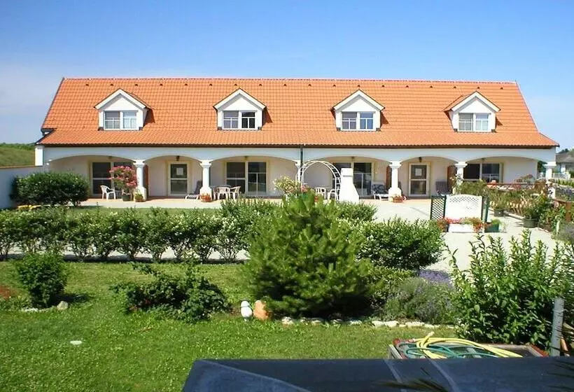 ホテル Appartementhaus Martina