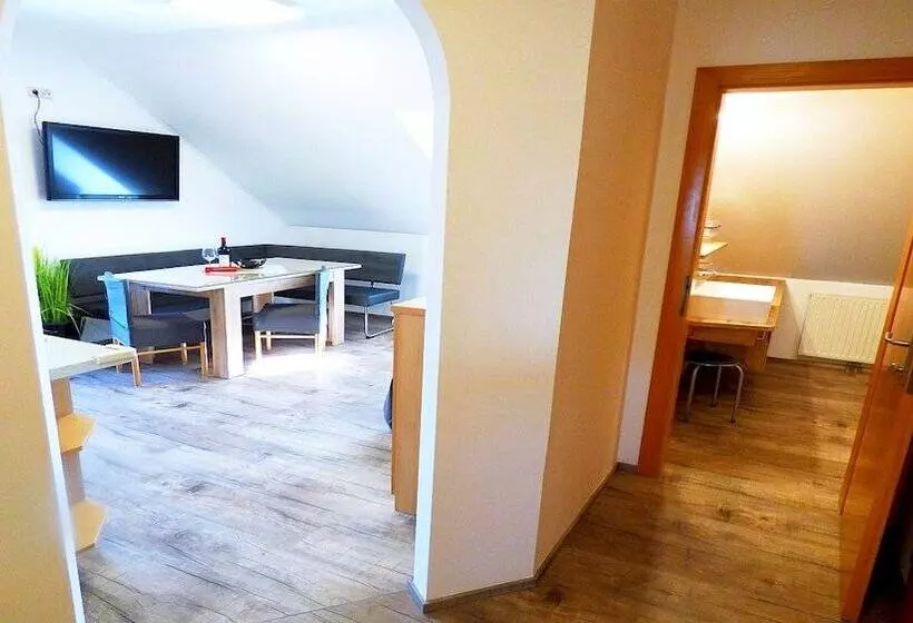 ホテル Appartementhaus Martina