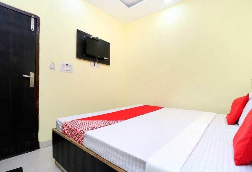 Hotel O Gian Residency