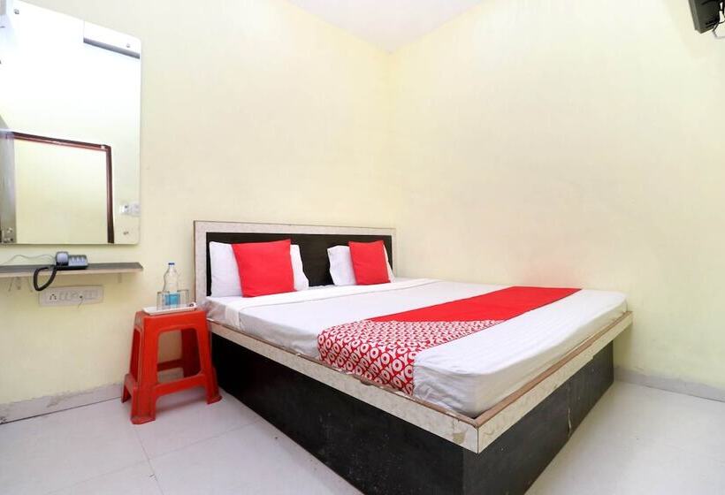 Hotel O Gian Residency