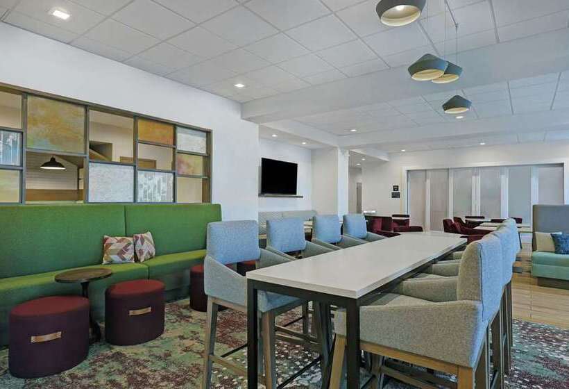 فندق Hampton Inn Patterson
