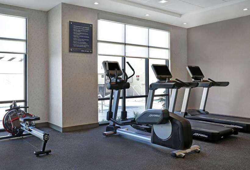 فندق Hampton Inn Patterson