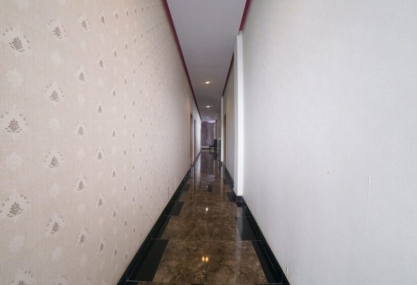 فندق Reddoorz Near Tvri Gorontalo