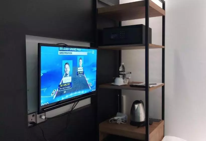 Roxy Hotel Padungan