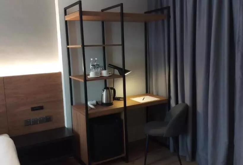 Roxy Hotel Padungan