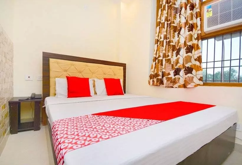 هتل The Sai Palace By Oyo Rooms