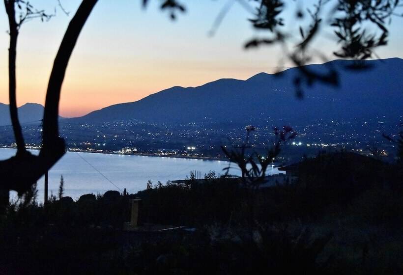 Verga Apartments & Suites