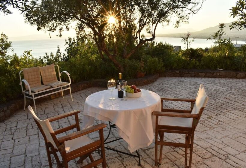 Verga Apartments & Suites