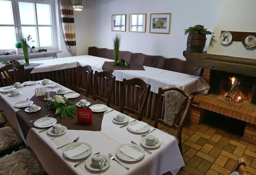Hostelli Landgasthaus Zur Linde