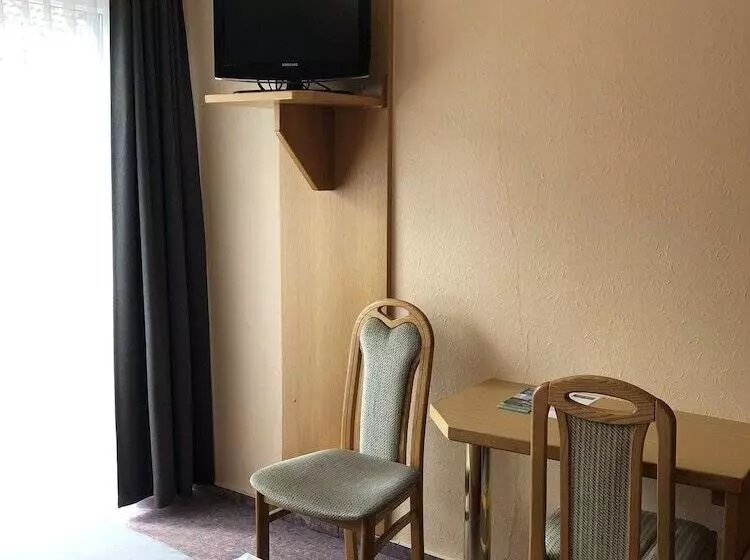 Hostelli Landgasthaus Zur Linde