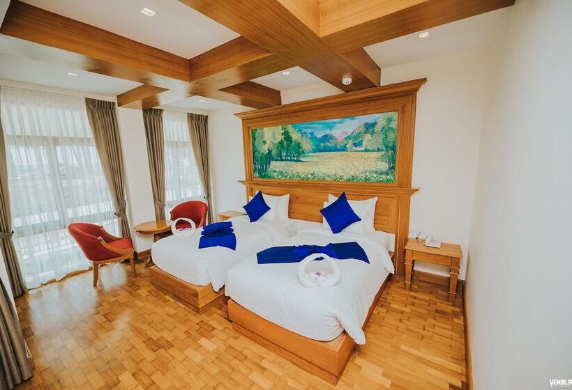 هتل Chaung Tha Lodge