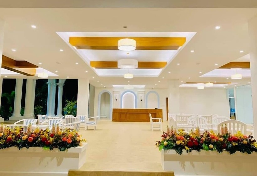 هتل Chaung Tha Lodge