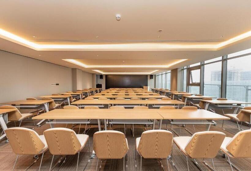 Atour Light Hotel Nanjing South Railway Station South Square