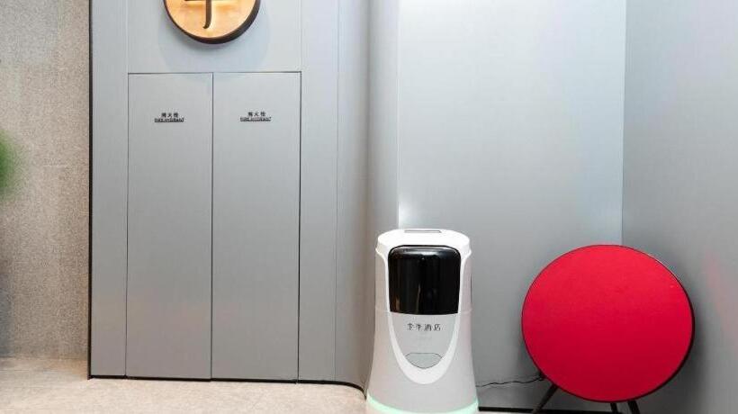 Atour Light Hotel Nanjing South Railway Station South Square