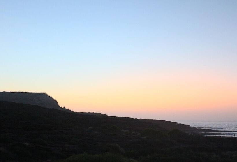 فندق Kalbarri Red Bluff Tourist Park