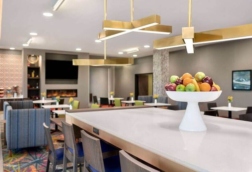 호텔 La Quinta Inn & Suites By Wyndham Braselton