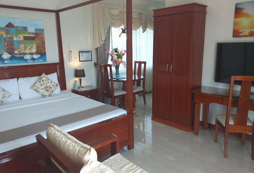 Hotel Ocean Breeze Resort