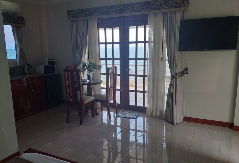 Hotel Ocean Breeze Resort