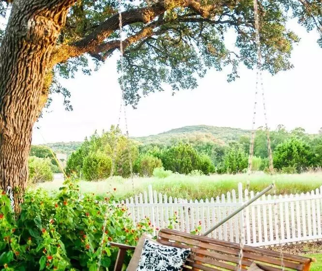 Hotelli The Alexander At Creek Road