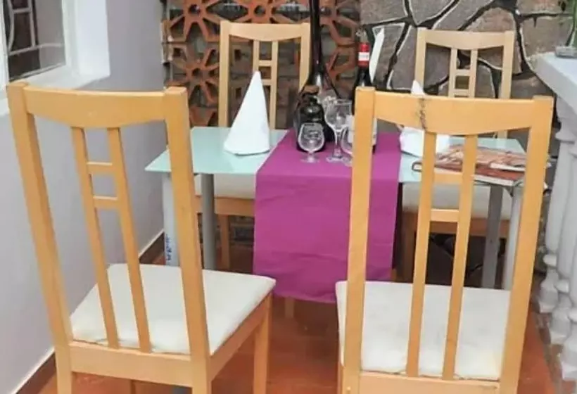 پانسیون Le Roc Royale  Muyenga Kampala