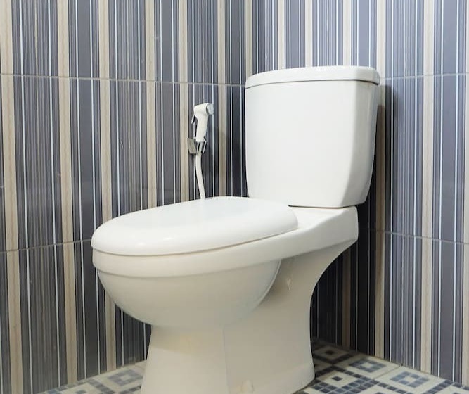 هاستل Oyo 1126 Trio R Kost