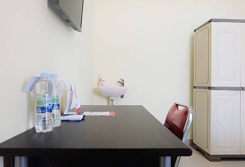 هاستل Oyo 1126 Trio R Kost