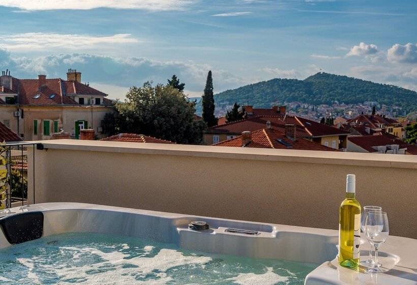 Bed and Breakfast Seven Seas Residence