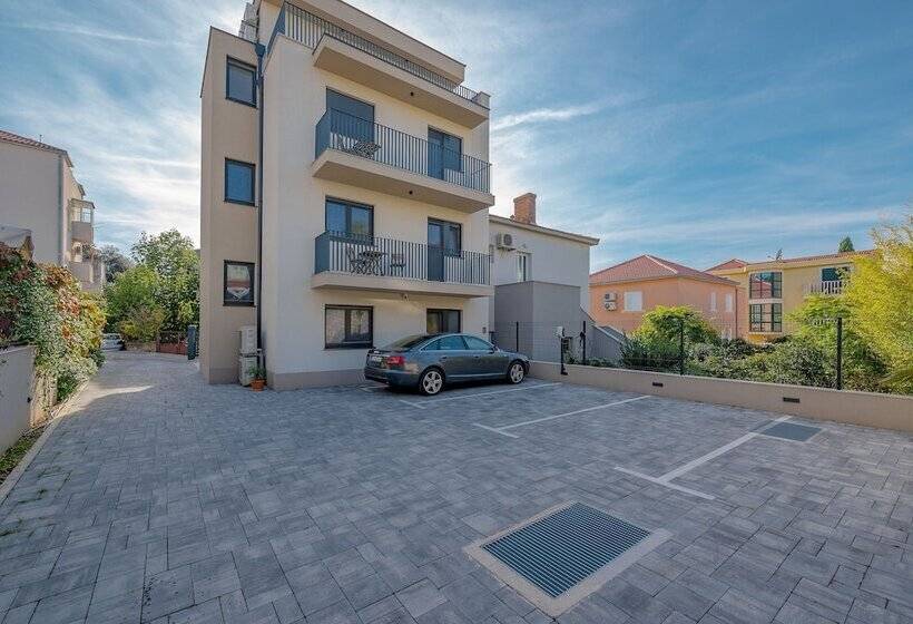 Bed and Breakfast Seven Seas Residence