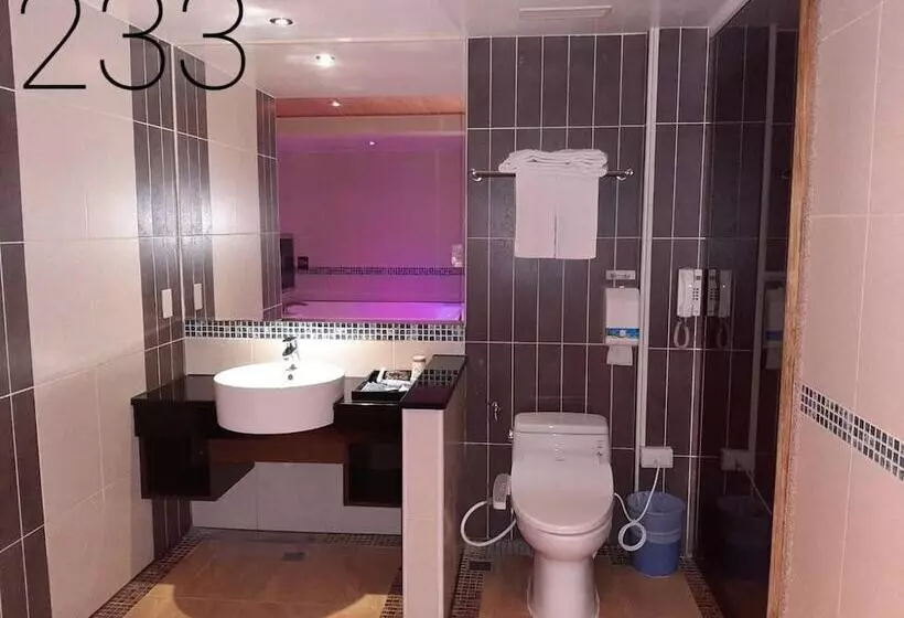 Chateau Motel & Spa
