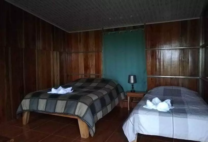 هتل Casitas De Montaña Cabuya