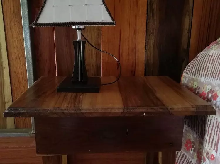 هتل Casitas De Montaña Cabuya