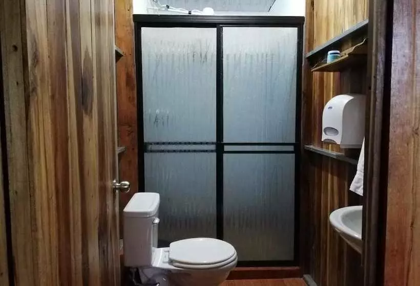هتل Casitas De Montaña Cabuya