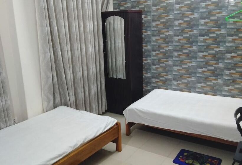 בית מלון כפרי Charu