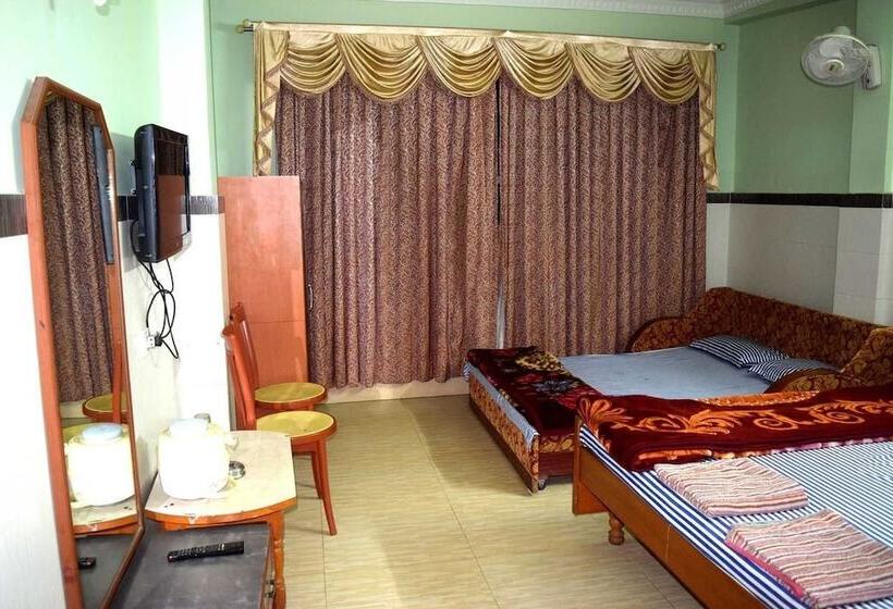 בית מלון כפרי Charu