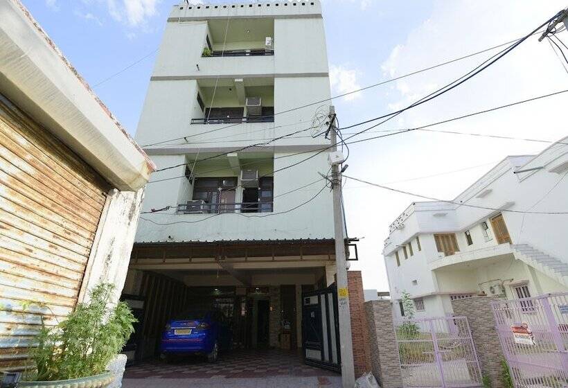 هتل Karni Niwas By Oyo Rooms