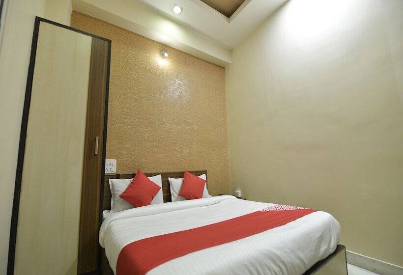 هتل Karni Niwas By Oyo Rooms