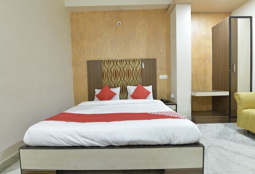 هتل Karni Niwas By Oyo Rooms