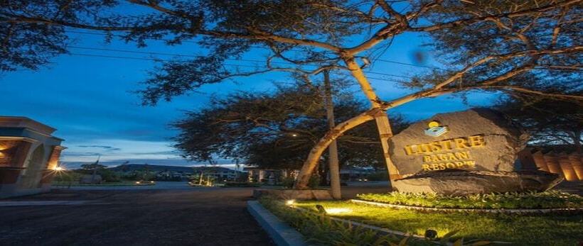 هتل Lustre Bagan Resort