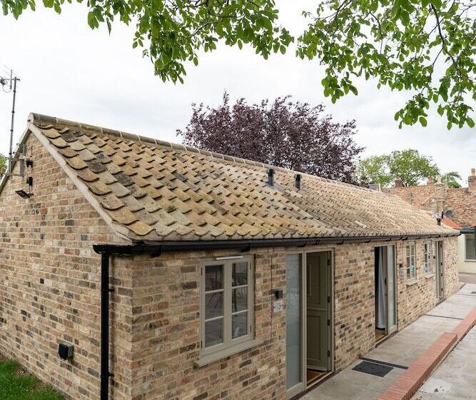 Hotel Mjp @ The Shepherds