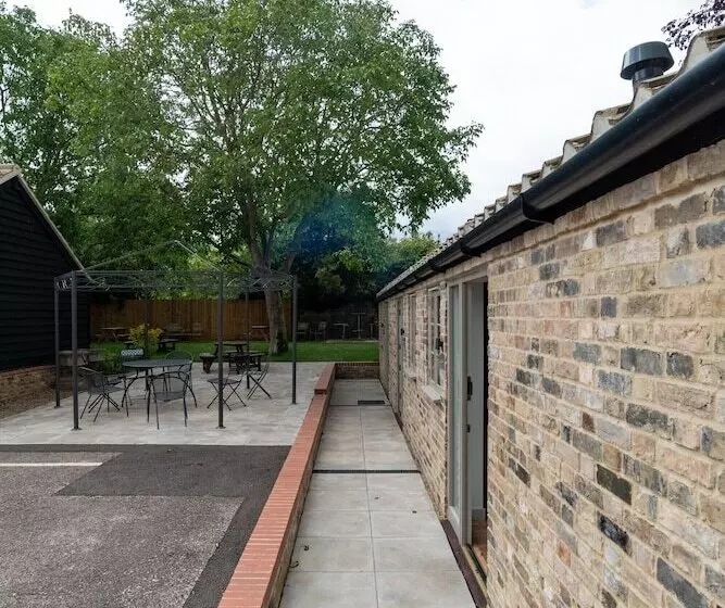 ホテル Mjp @ The Shepherds