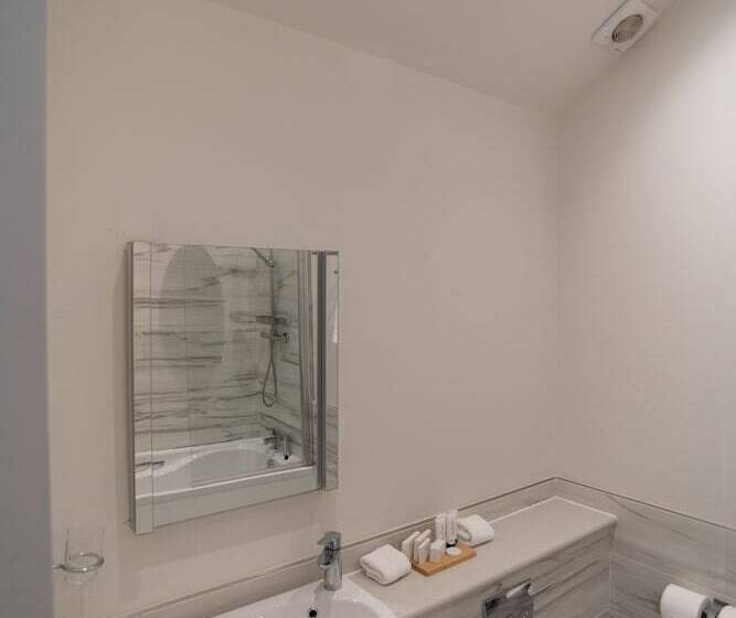 Hotel Mjp @ The Shepherds