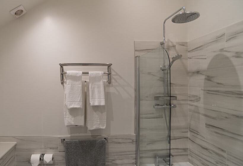 Hotel Mjp @ The Shepherds