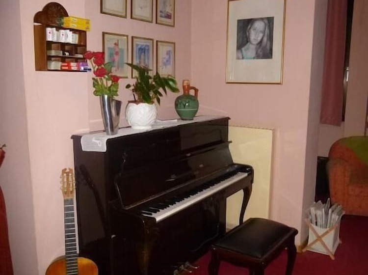 בית מלון כפרי Park Oasi